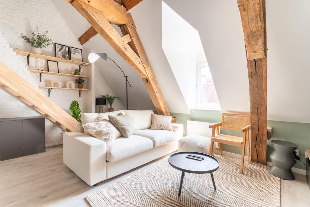 L'Elegant - Appartement Fonctionnel Plein-Centre De ドゥエー エクステリア 写真